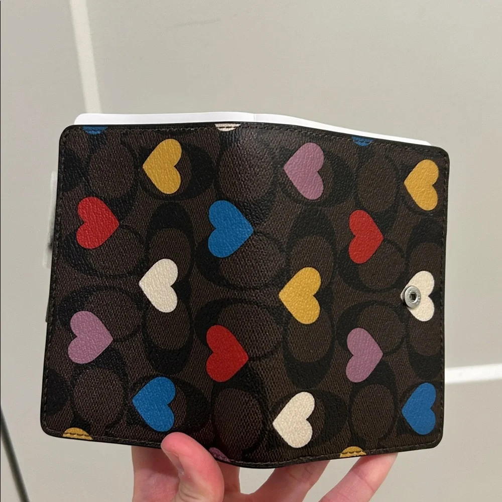 Coach (NWT) Gallery Tote Bag & Wallet in Signature Canvas & Heart Print - Picture 15 of 17